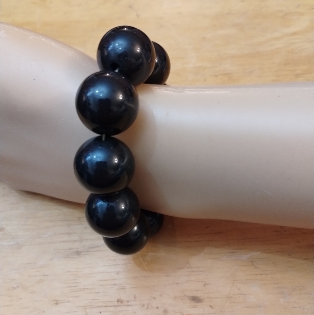 Beautiful women's ball beaded stretchy bracelet jewelry - Picture 3 of 4